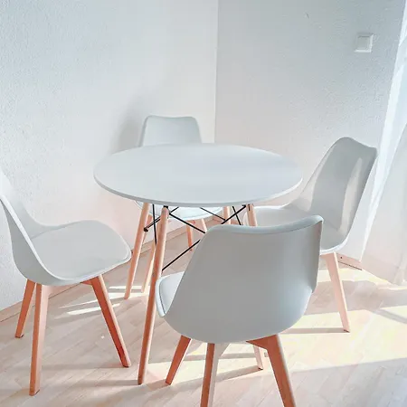 Apartamento Contactless Self-check-in - Studio, 5 Minutes To Center *