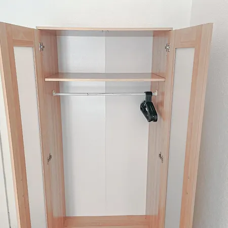 Apartment Contactless Self-check-in - Studio, 5 Minutes To Center *