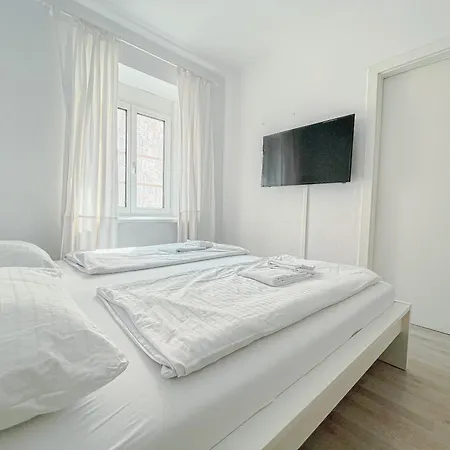 Apartment Contactless Self-check-in - Studio, 5 Minutes To Center Graz