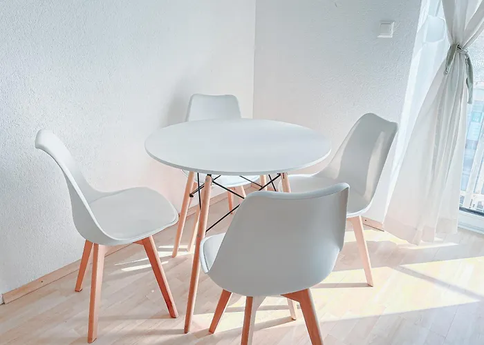 Apartman Contactless Self-check-in - Studio, 5 Minutes To Center *